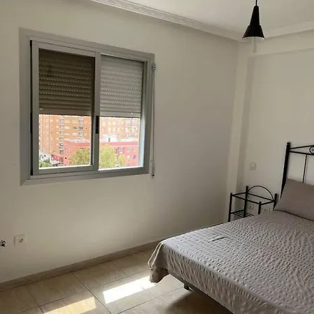 Lovely 2 Badroms With A Free Parking Apartment