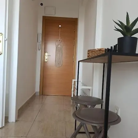 Apartment Lovely 2 Badroms With A Free Parking *